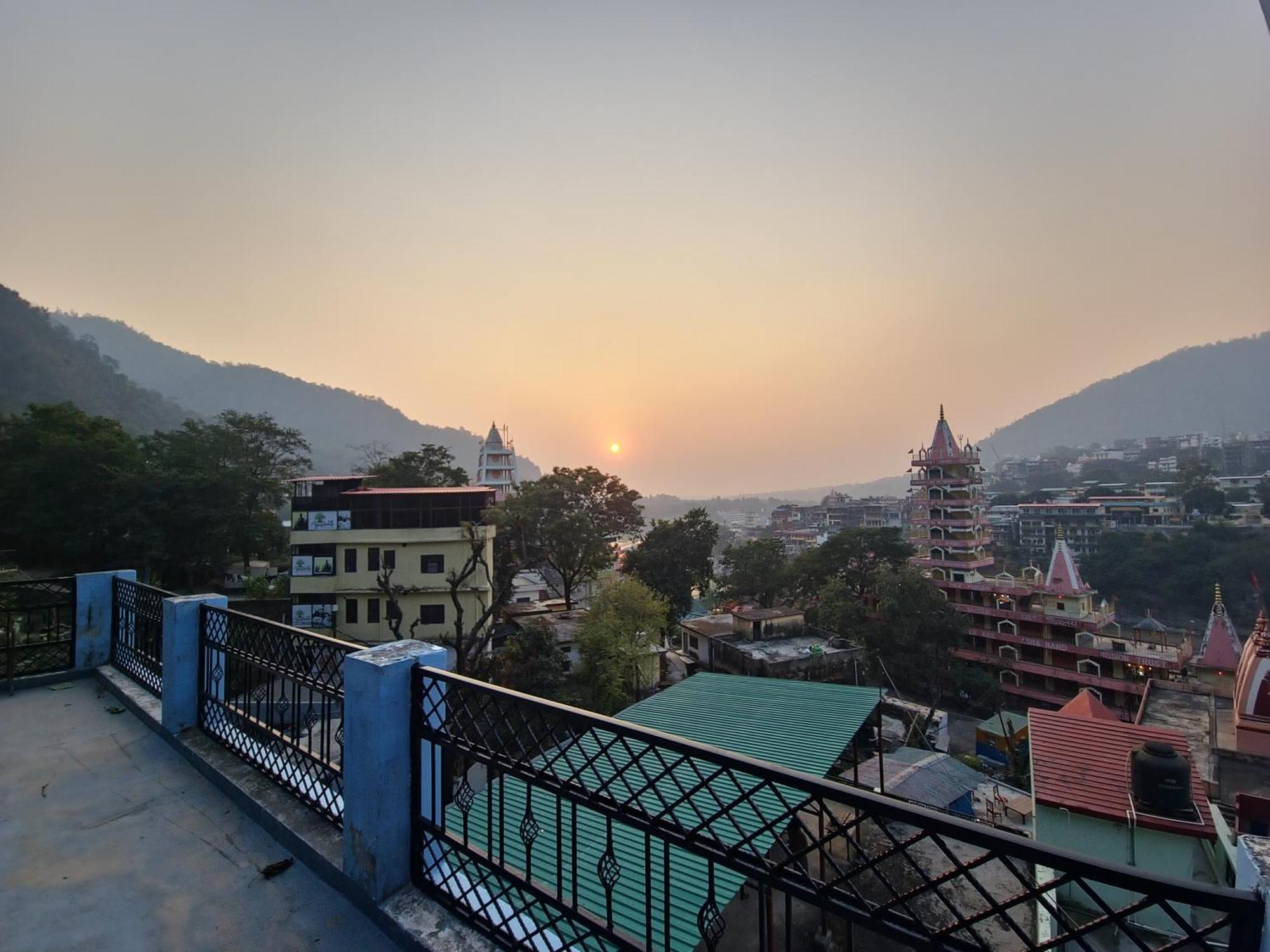 Karwaan Homestay Rishikesh Exterior photo